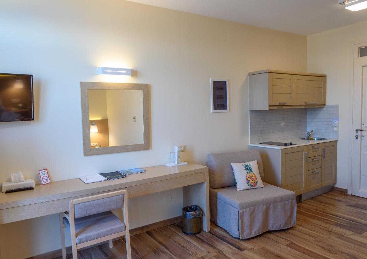 Hotel Grecian Castle Chios Esterno foto